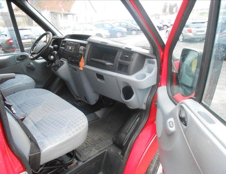 Ford Transit 17