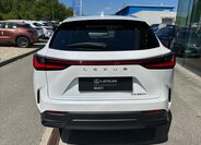 Lexus NX 350h SUV / Terénní 2,5 l 179 kw