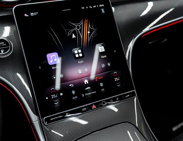 Mercedes-Benz Ostatní Kupé 0,0 330 kw