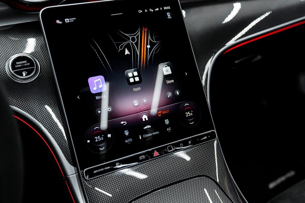 Mercedes-Benz Ostatní Kupé 0,0 330 kw