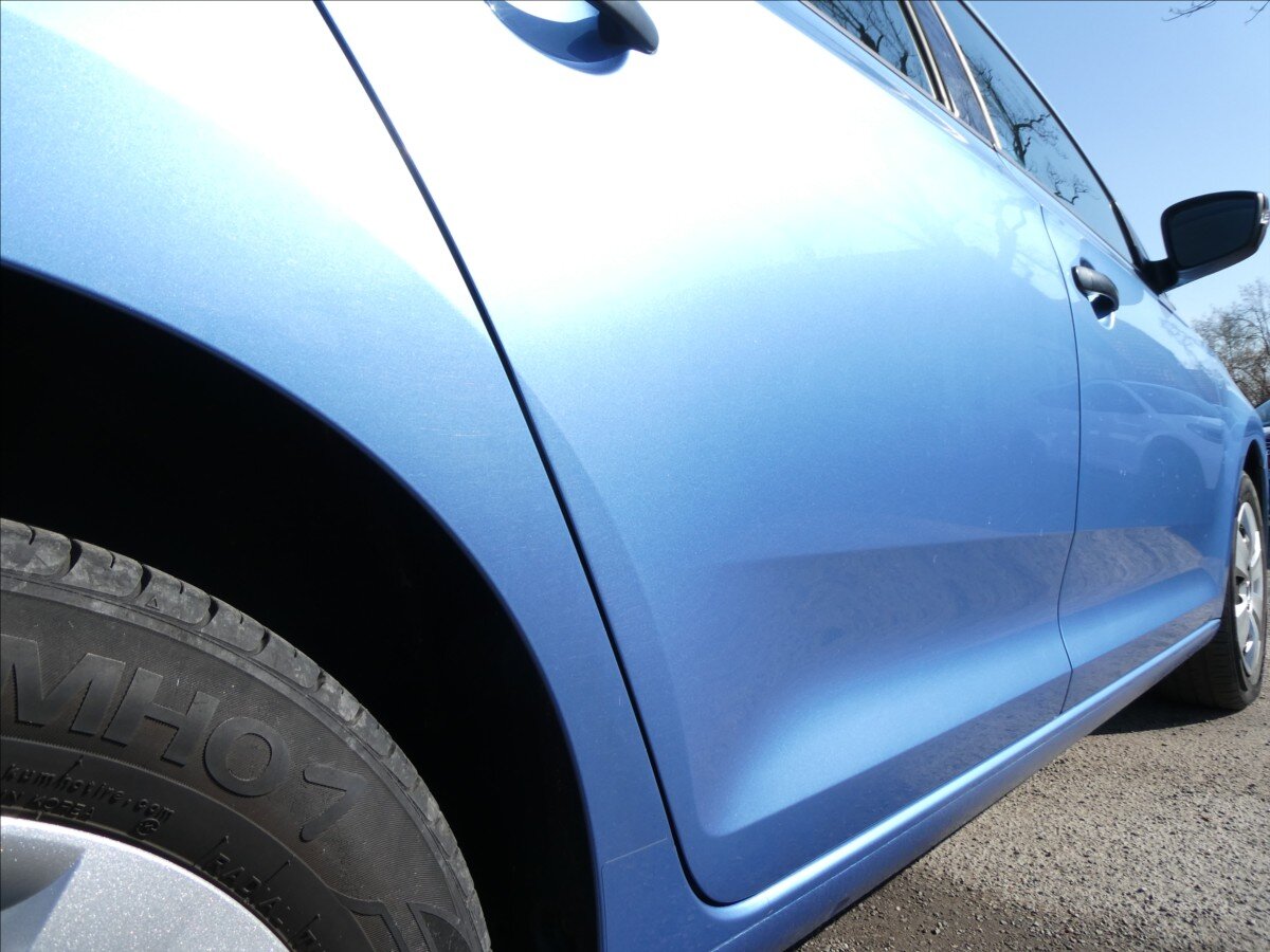 Škoda Rapid Sedan / Limuzína 1,2 l 66 kw