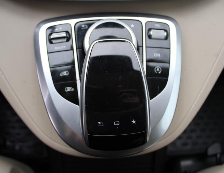 Mercedes-Benz Třídy V MPV 2,1 l 140 kw