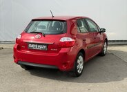 Toyota Auris Hatchback 1,3 l 73 kw