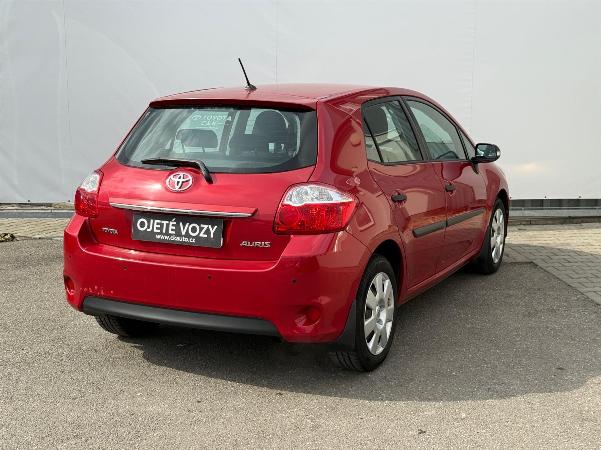 Toyota Auris Hatchback 1,3 l 73 kw