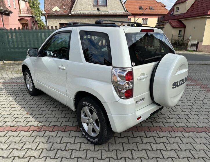 Suzuki Grand Vitara 7