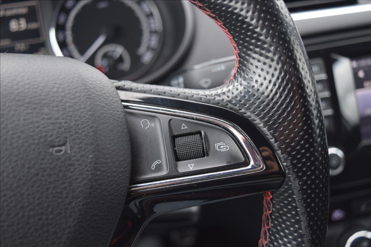 Škoda Octavia Sedan / Limuzína 2,0 l 135 kw