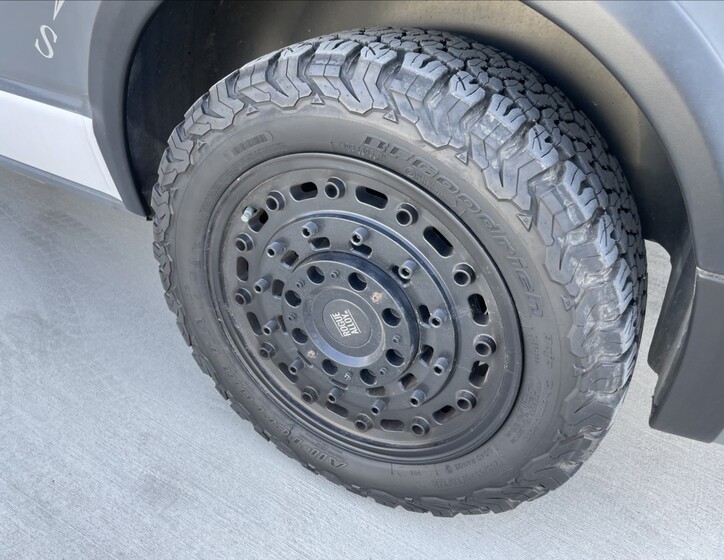 Volkswagen Multivan 27