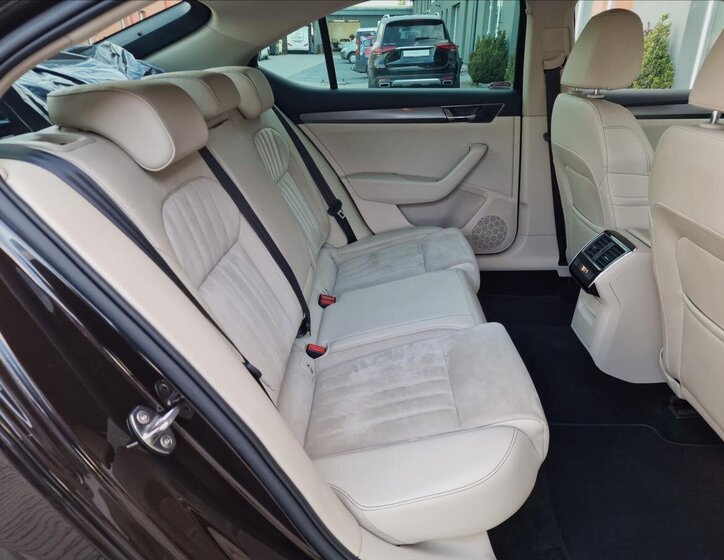 Škoda Superb Liftback 1,5 l 110 kw