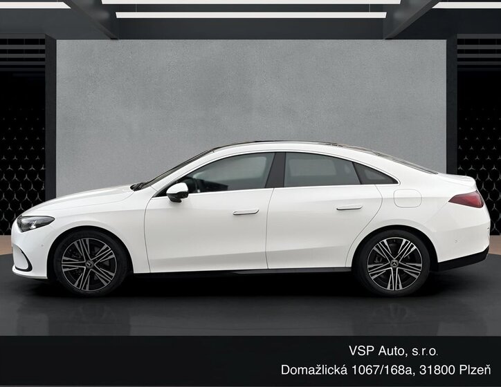 Mercedes-Benz CLA Sedan / Limuzína 1,3 l 120 kw