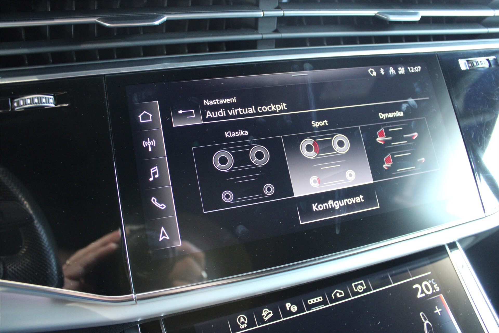 Audi Q8 SUV 3,0 l 210 kw