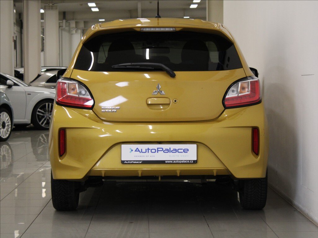 Mitsubishi Space Star Hatchback 1,2 l 52 kw