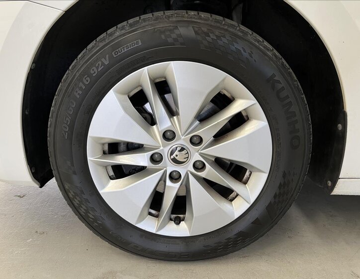 Škoda Octavia Kombi 2,0 l 85 kw