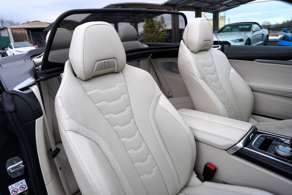 BMW Řada 8 Kabriolet 4,4 l 390 kw