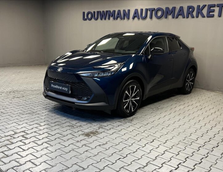 Toyota C-HR SUV / Terénní 2,0 l 111 kw