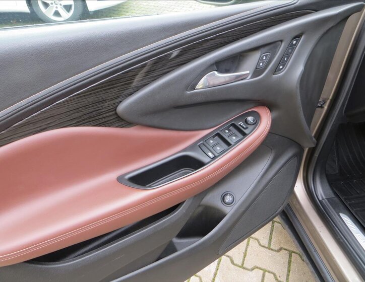 Buick Ostatní SUV / Terénní 2,5 l 147 kw