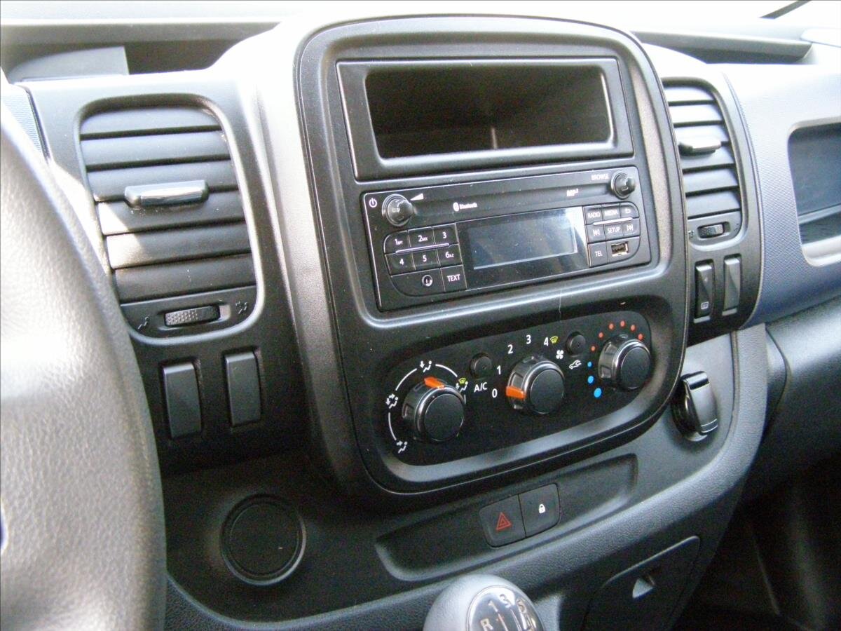 Renault Trafic Ostatní 1,6 l 0