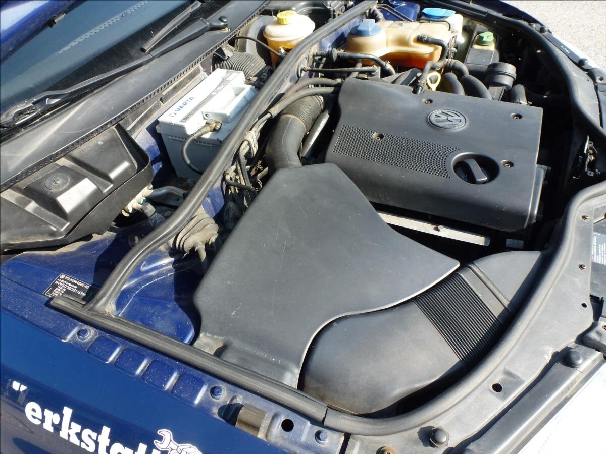 Volkswagen Passat Kombi 1,6 l 74 kw