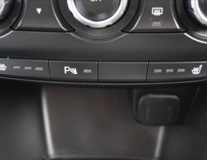 Mazda CX-5 Kombi 2,0 l 118 kw