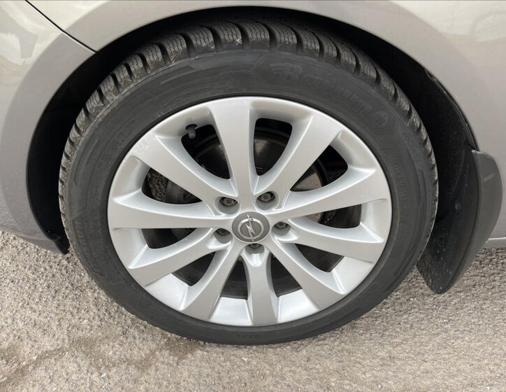 Opel Meriva MPV 1,4 l 88 kw