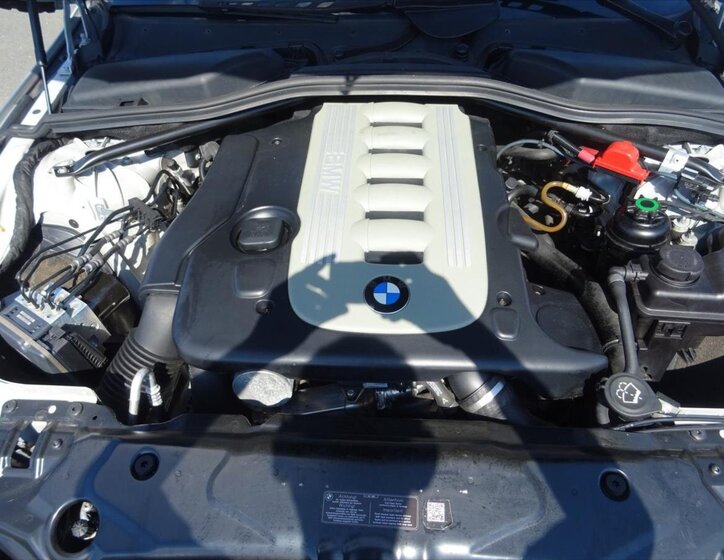 BMW Řada 5 Kombi 3,0 l 173 kw