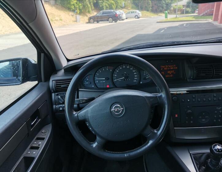 Opel Omega 12