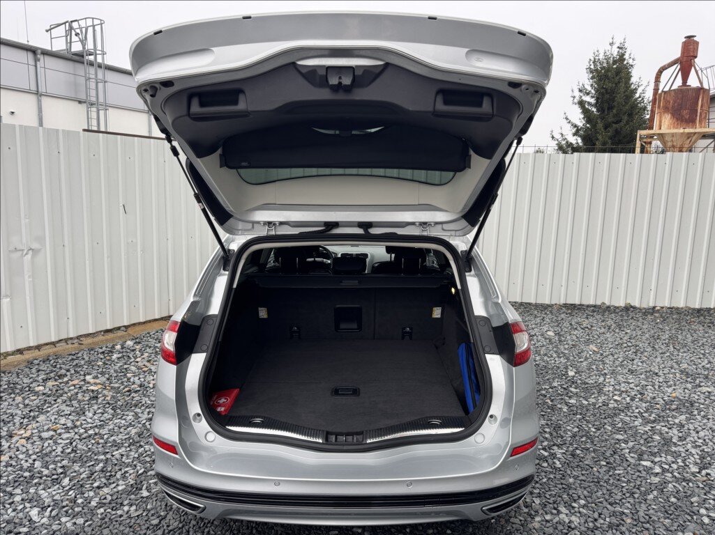 Ford Mondeo Kombi 2,0 l 132 kw