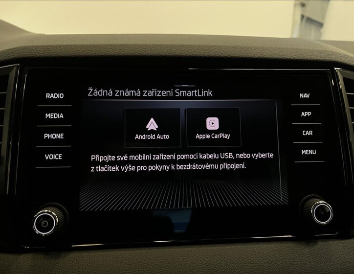 Škoda Karoq SUV 1,5 l 110 kw