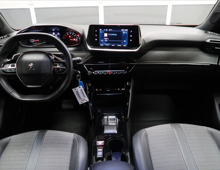 Peugeot 2008 Hatchback 1,2 l 96 kw
