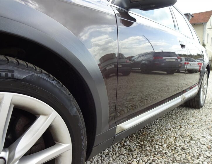 Audi A6 Allroad Kombi 3,0 l 176 kw