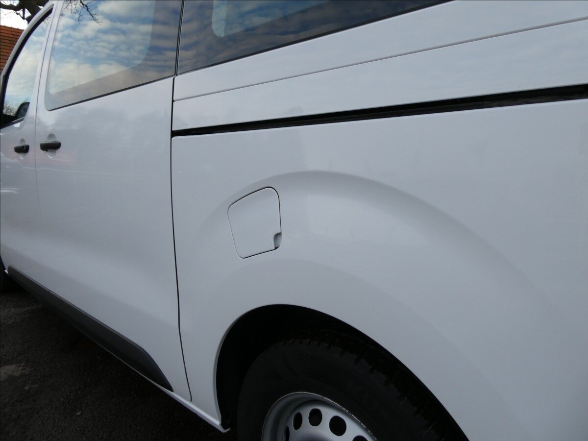 Peugeot Expert Kombi 1,5 l 88 kw