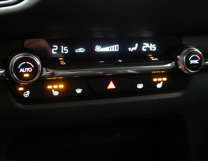 Mazda CX-30 SUV / Terénní 2,0 l 90 kw