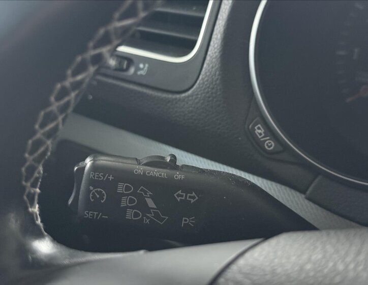 Volkswagen Golf Kombi 1,2 l 77 kw