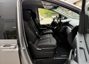 Hyundai Staria 11