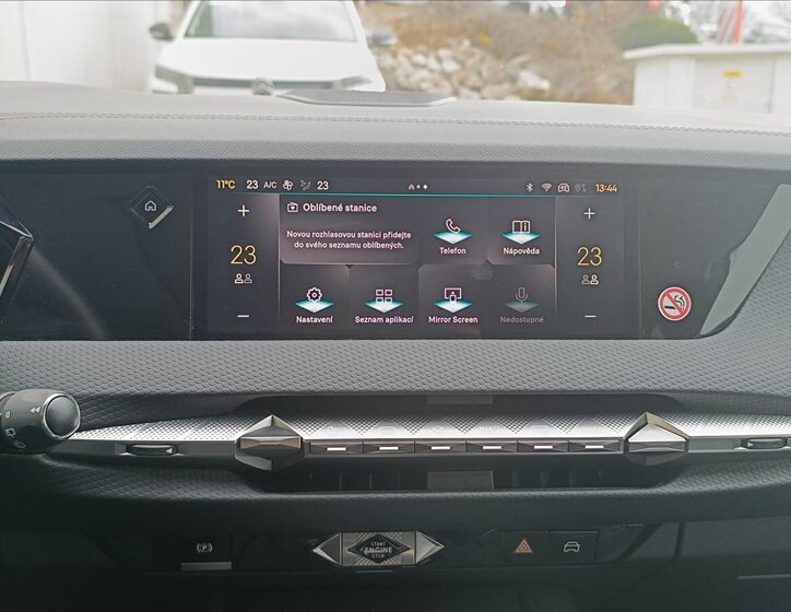 DS Automobiles DS4 Hatchback 1,6 l 133 kw