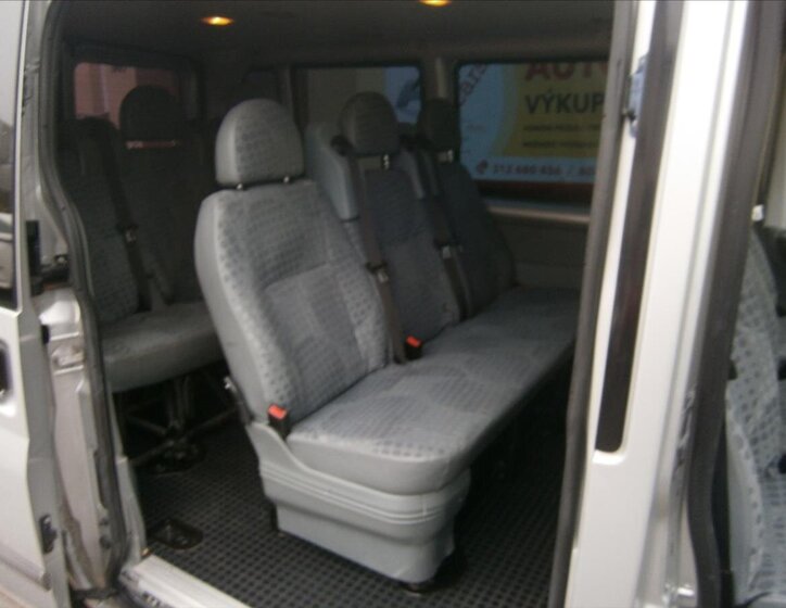 Ford Transit Kombi 2,2 l 92 kw