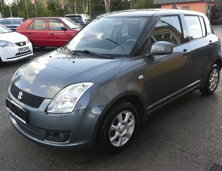 Suzuki Swift 1