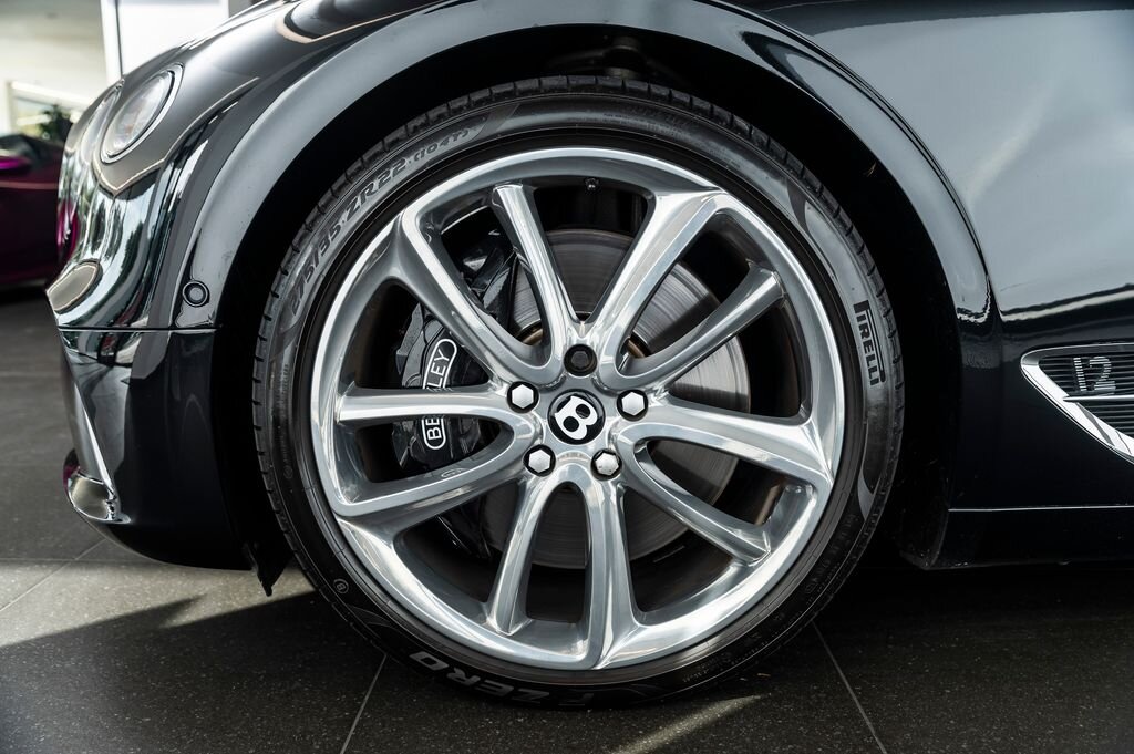 Bentley Continental GT Kupé 6,0 l 467 kw