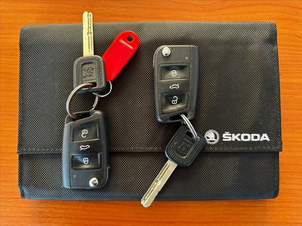 Škoda Octavia Sedan / Limuzína 1,4 l 81 kw