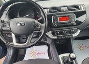 KIA Rio 9