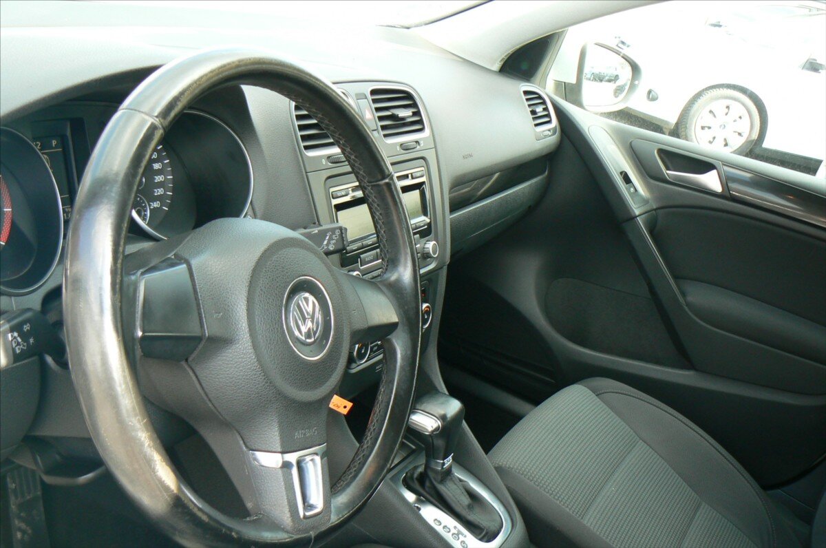 Volkswagen Golf Hatchback 1,4 l 90 kw