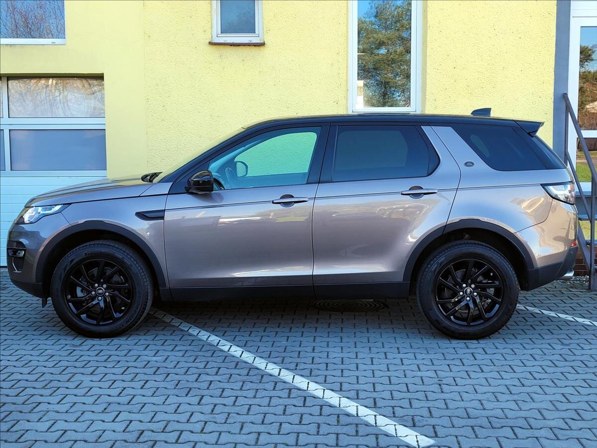 Land Rover Discovery Sport SUV / Terénní 2,0 l 110 kw