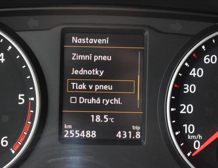 Volkswagen Multivan 33