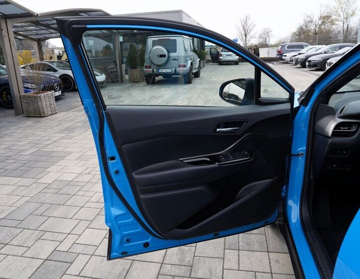 Toyota C-HR Hatchback 1,8 l 125 kw