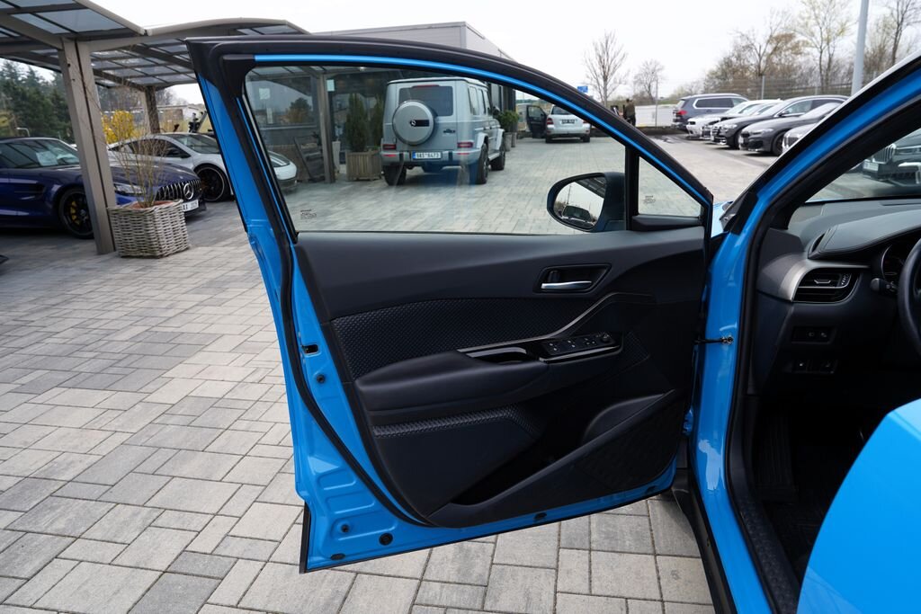 Toyota C-HR Hatchback 1,8 l 125 kw