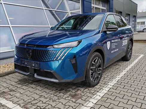 Peugeot 3008 SUV / Terénní 1,2 l 107 kw