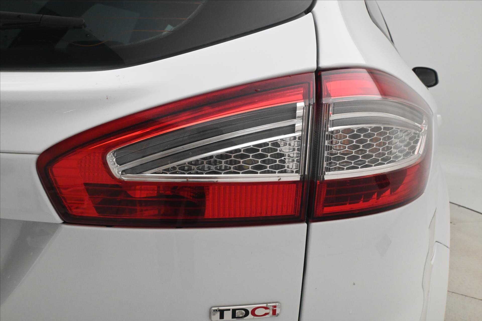Ford Mondeo Kombi 2,0 l 103 kw