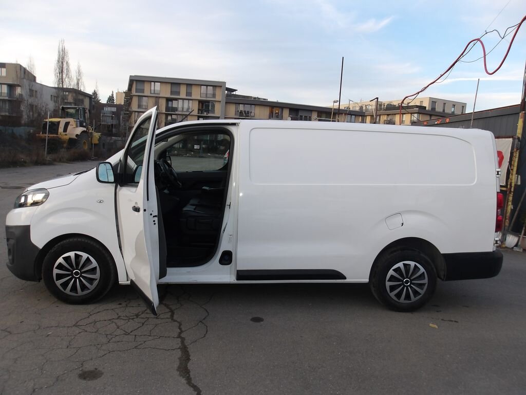 Toyota ProAce Skříň 2,0 l 90 kw