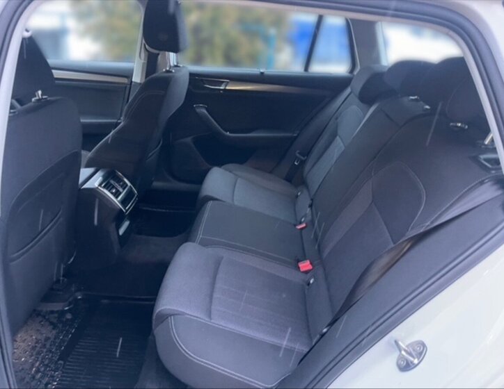 Škoda Superb Kombi 2,0 l 110 kw