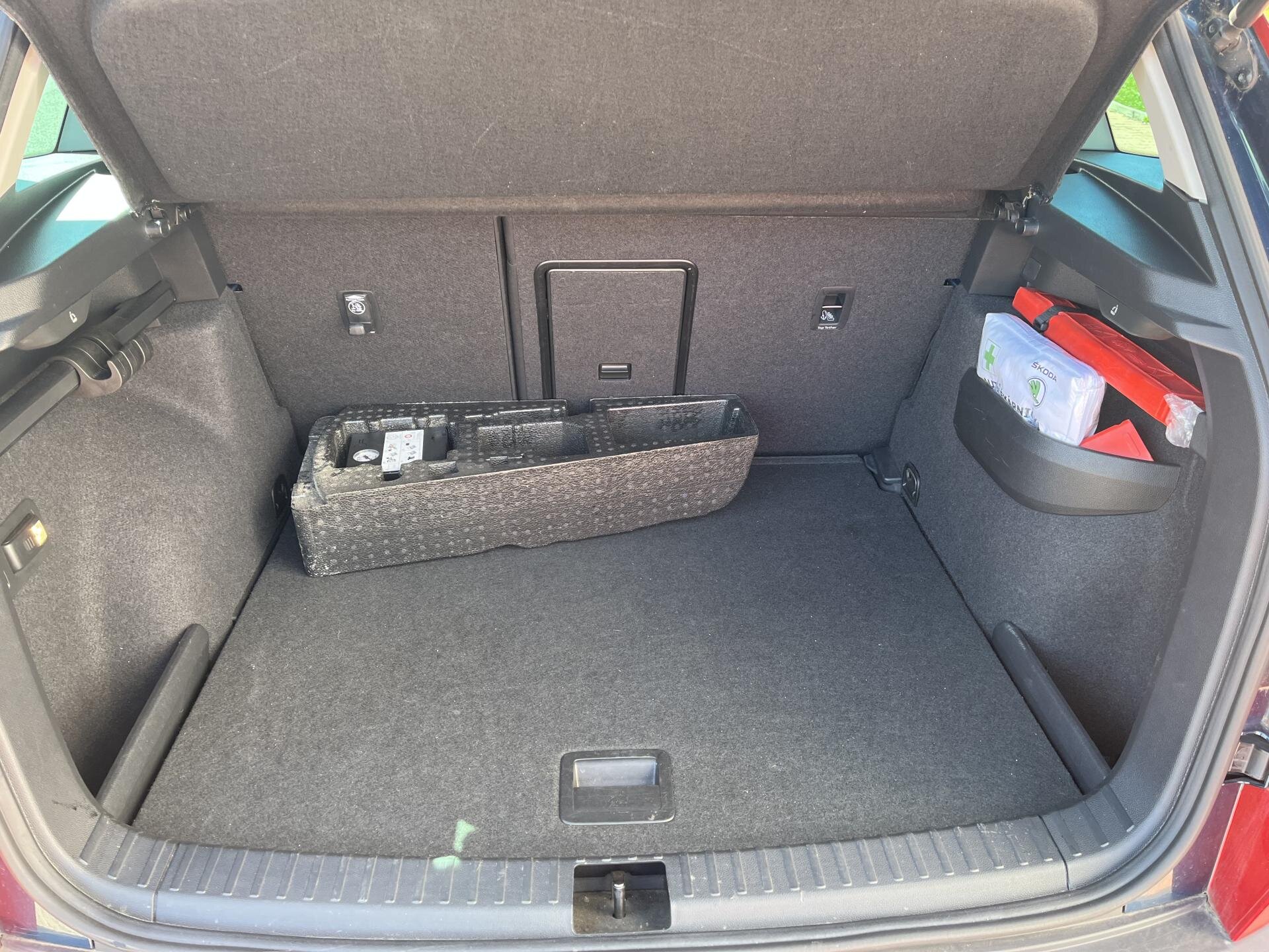 Škoda Karoq SUV / Terénní 1,5 l 110 kw