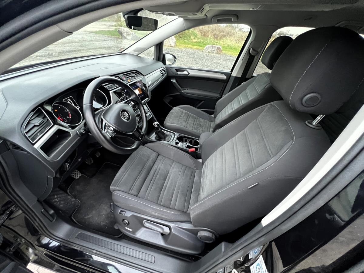 Volkswagen Touran Kombi 1,6 l 85 kw